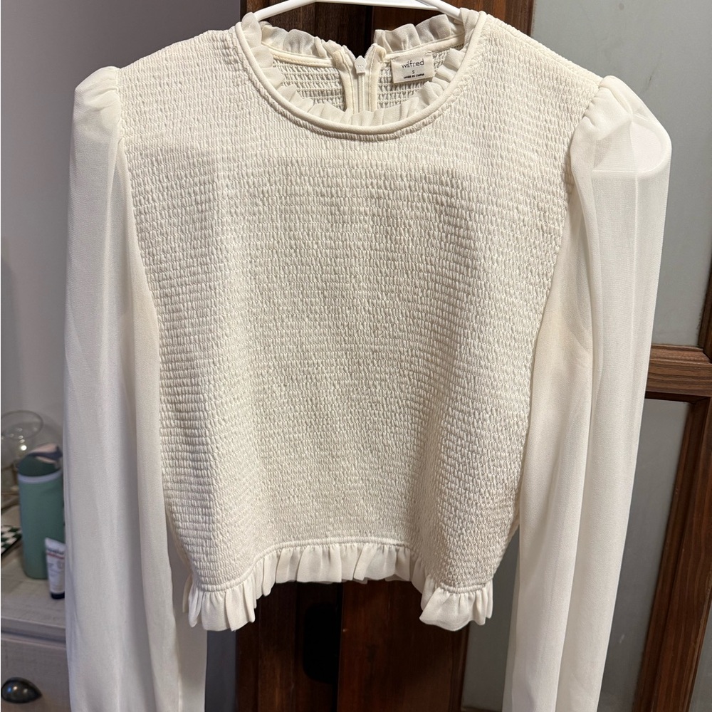 Aritzia Wilfred Cream Textured Ruffle-Hem Long Sleeve Blouse